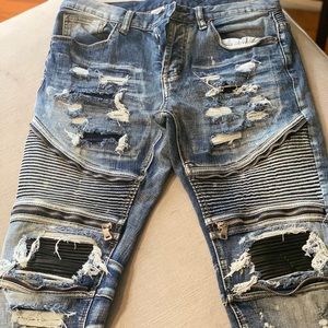 DOPE destroyed jeans